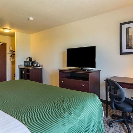 Cobblestone Inn & Suites - Lakin מראה חיצוני תמונה