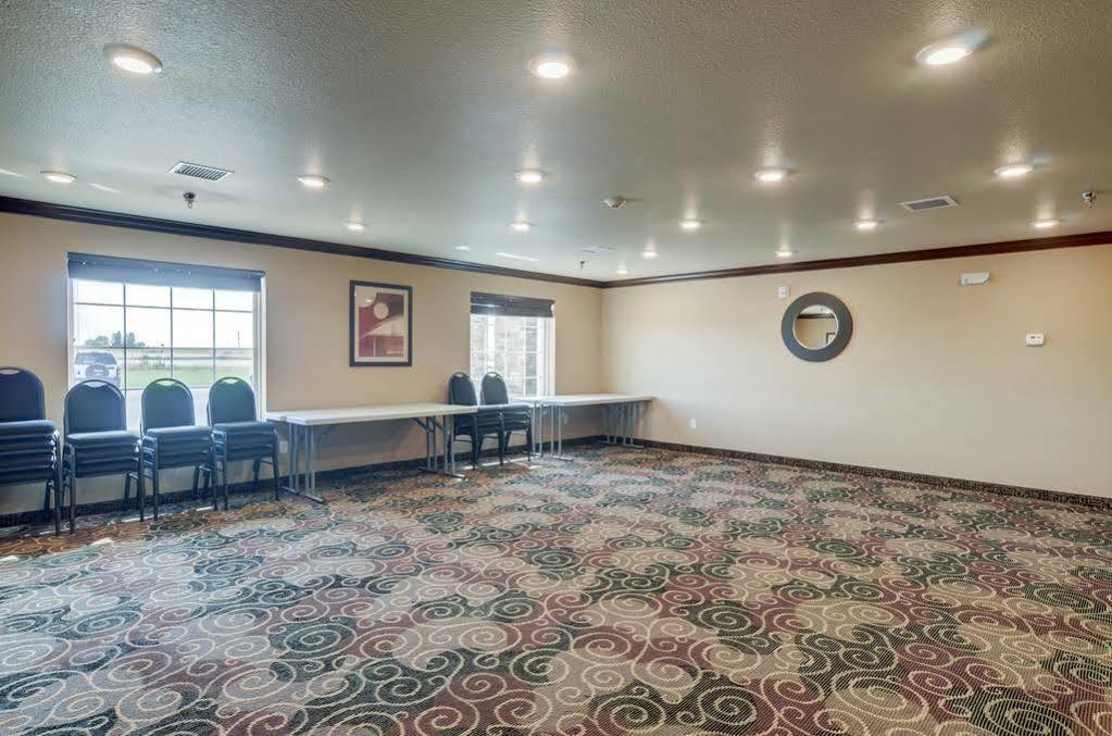 Cobblestone Inn & Suites - Lakin מראה חיצוני תמונה