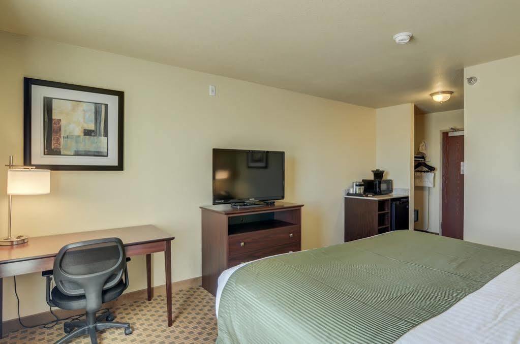 Cobblestone Inn & Suites - Lakin מראה חיצוני תמונה