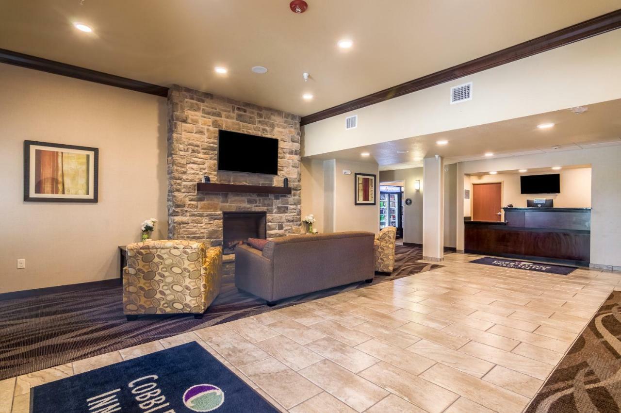 Cobblestone Inn & Suites - Lakin מראה חיצוני תמונה