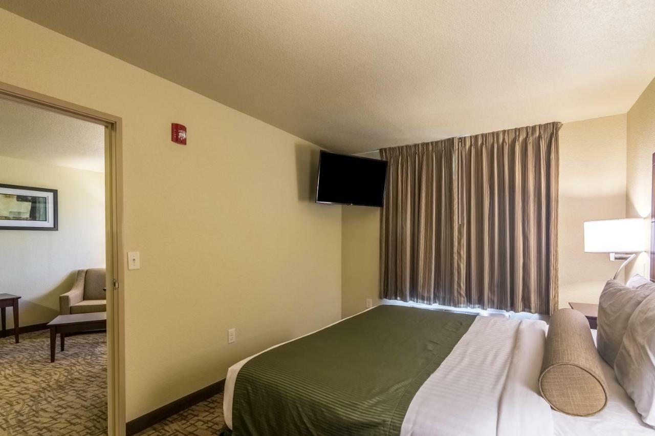 Cobblestone Inn & Suites - Lakin מראה חיצוני תמונה